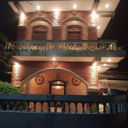 The Brick Wonder Hotel Habaraduwa ภายนอก รูปภาพ